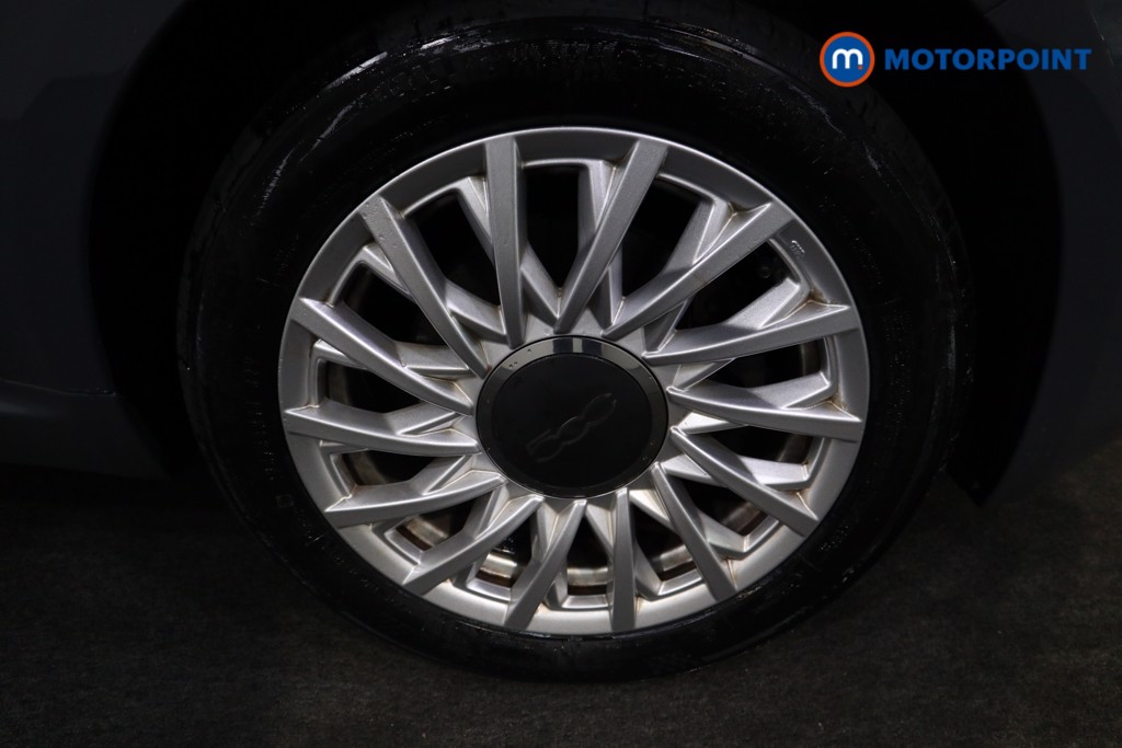 Fiat 500 Dolcevita Manual Petrol-Electric Hybrid Hatchback - Stock Number (1565570) - 14th supplementary image