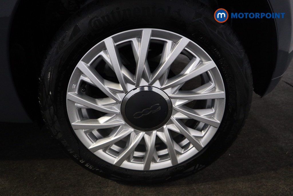 Fiat 500 Dolcevita Manual Petrol-Electric Hybrid Hatchback - Stock Number (1565570) - 16th supplementary image