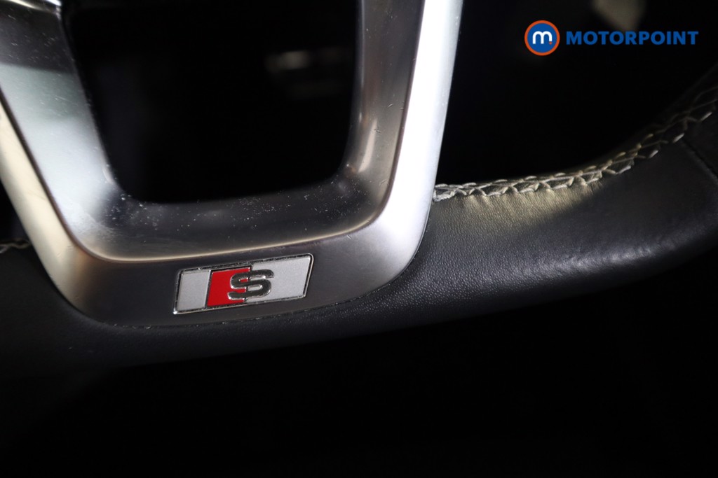 Audi Q3 Black Edition Automatic Petrol SUV - Stock Number (1565579) - 5th supplementary image