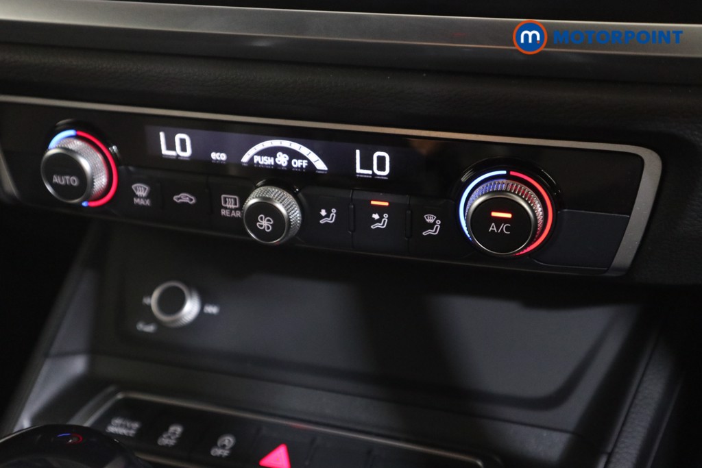 Audi Q3 Black Edition Automatic Petrol SUV - Stock Number (1565579) - 8th supplementary image