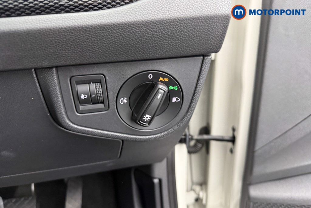 Volkswagen Polo Life Automatic Petrol Hatchback - Stock Number (1565615) - 16th supplementary image