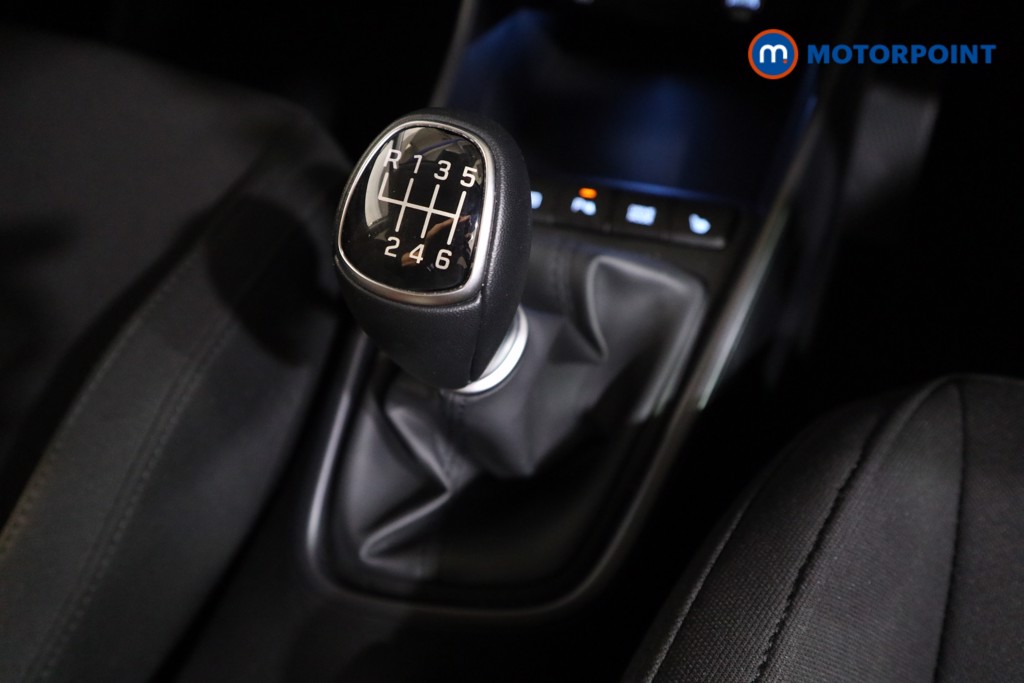 Hyundai Bayon Premium Manual Petrol SUV - Stock Number (1565634) - 8th supplementary image
