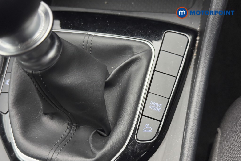 Hyundai Tucson Se Connect Manual Petrol SUV - Stock Number (1565768) - 14th supplementary image