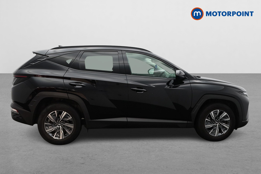 Hyundai Tucson Se Connect Manual Petrol SUV - Stock Number (1565768) - Drivers side