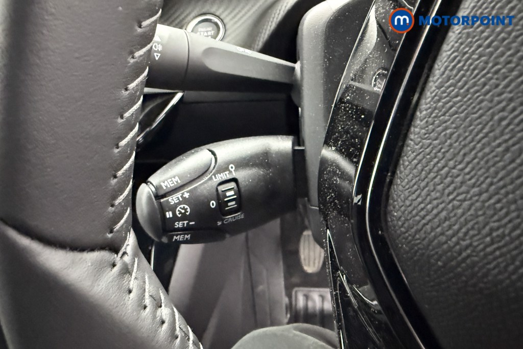 Peugeot 2008 Allure Manual Petrol SUV - Stock Number (1565810) - 13th supplementary image