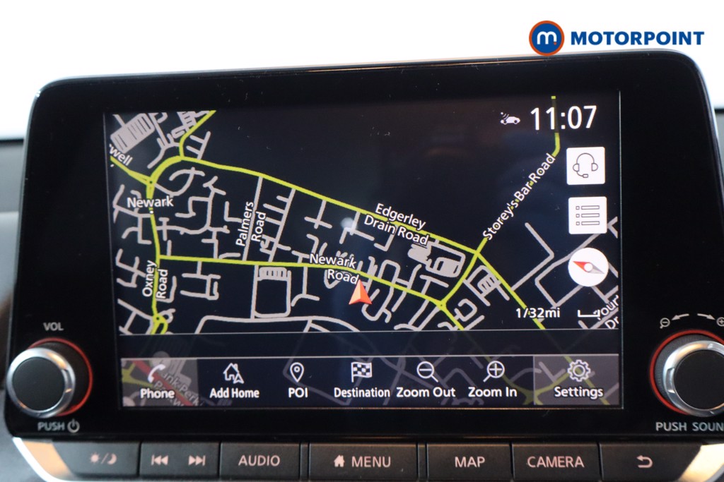 Nissan Juke N-Connecta Manual Petrol SUV - Stock Number (1565956) - 2nd supplementary image
