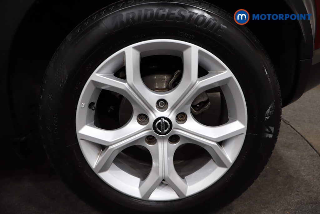 Nissan Juke N-Connecta Manual Petrol SUV - Stock Number (1565956) - 12th supplementary image