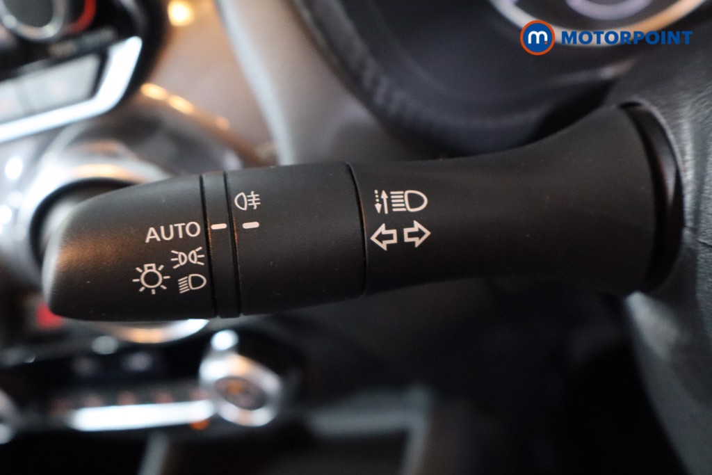 Nissan Juke N-Connecta Manual Petrol SUV - Stock Number (1565956) - 18th supplementary image