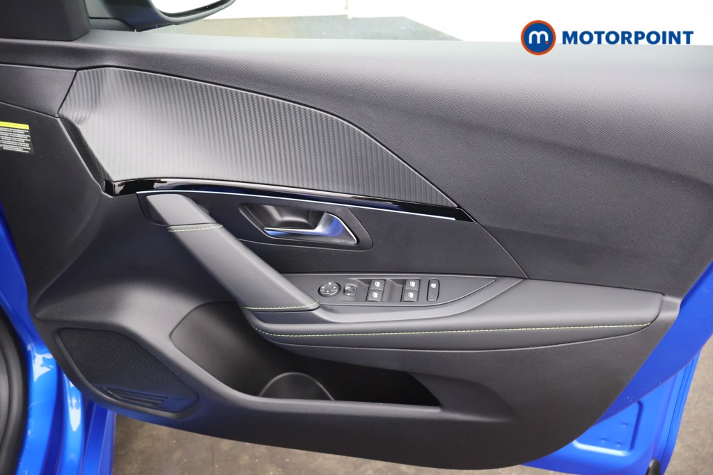 Peugeot 208 GT Automatic Petrol-Electric Hybrid Hatchback - Stock Number (1566025) - 9th supplementary image