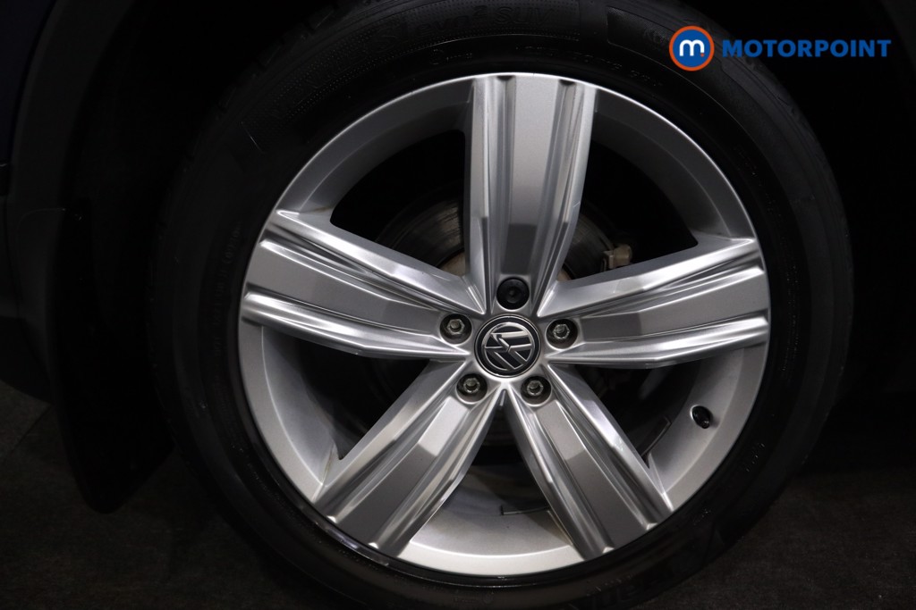 Volkswagen Tiguan Match Manual Petrol SUV - Stock Number (1566303) - 15th supplementary image