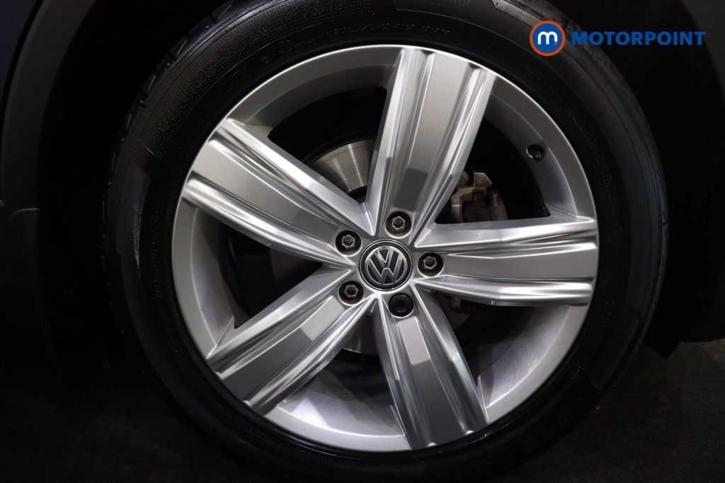 Volkswagen Tiguan Match Manual Petrol SUV - Stock Number (1566303) - 16th supplementary image