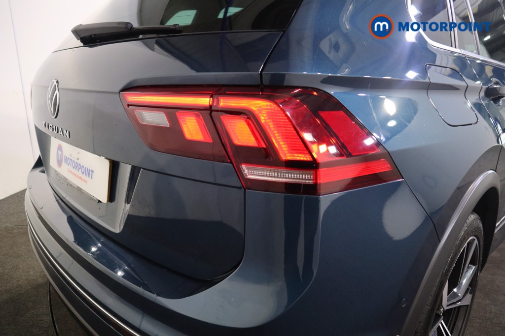 Volkswagen Tiguan R-Line Automatic Petrol SUV - Stock Number (1566306) - 22nd supplementary image