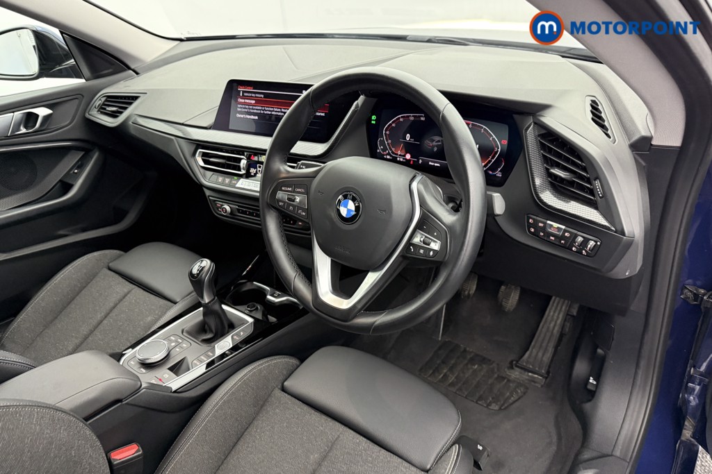 BMW 2 Series Sport Manual Petrol Saloon - Stock Number (1566338) - 4th supplementary image