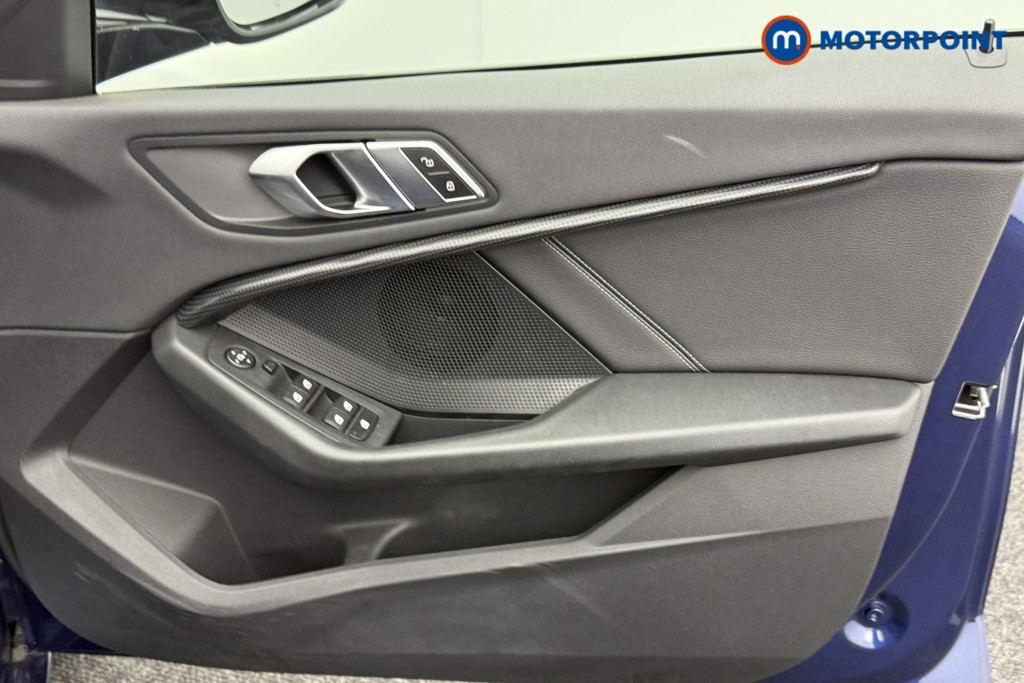 BMW 2 Series Sport Manual Petrol Saloon - Stock Number (1566338) - 17th supplementary image