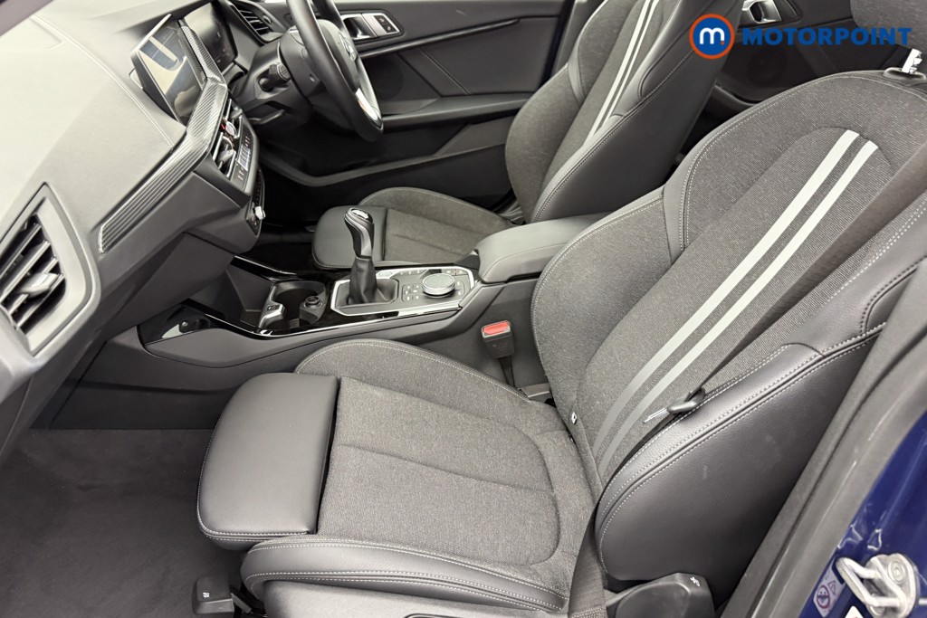 BMW 2 Series Sport Manual Petrol Saloon - Stock Number (1566338) - 21st supplementary image
