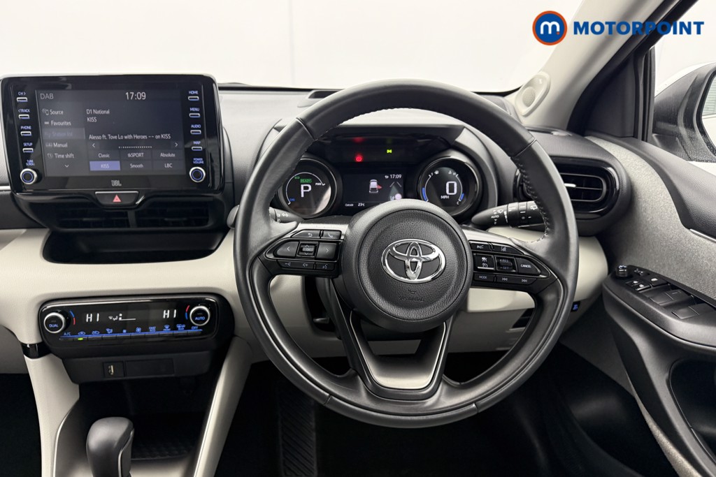 Toyota Yaris Excel Automatic Petrol-Electric Hybrid Hatchback - Stock Number (1566340) - 2nd supplementary image