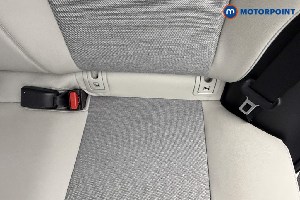 Toyota Yaris Excel Automatic Petrol-Electric Hybrid Hatchback - Stock Number (1566340) - 21st supplementary image