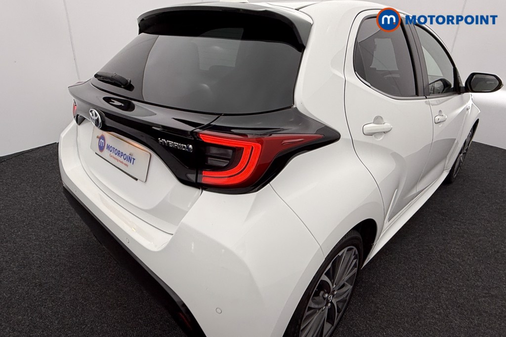 Toyota Yaris Excel Automatic Petrol-Electric Hybrid Hatchback - Stock Number (1566340) - 23rd supplementary image