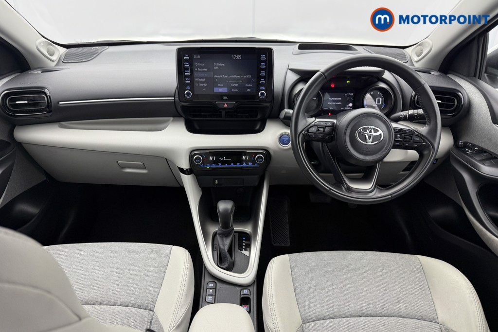 Toyota Yaris Excel Automatic Petrol-Electric Hybrid Hatchback - Stock Number (1566340) - 1st supplementary image