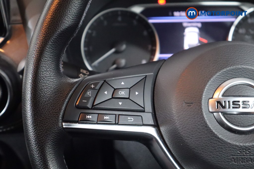 Nissan Juke Tekna Manual Petrol SUV - Stock Number (1566447) - 7th supplementary image