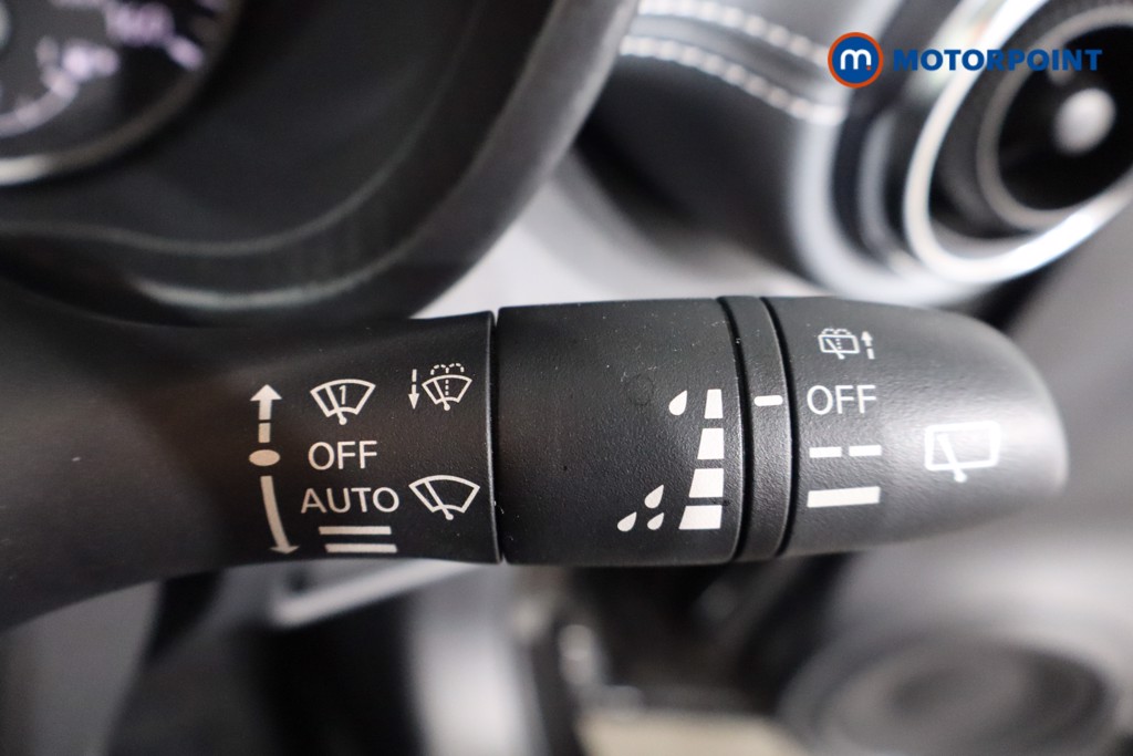 Nissan Juke Tekna Manual Petrol SUV - Stock Number (1566447) - 20th supplementary image