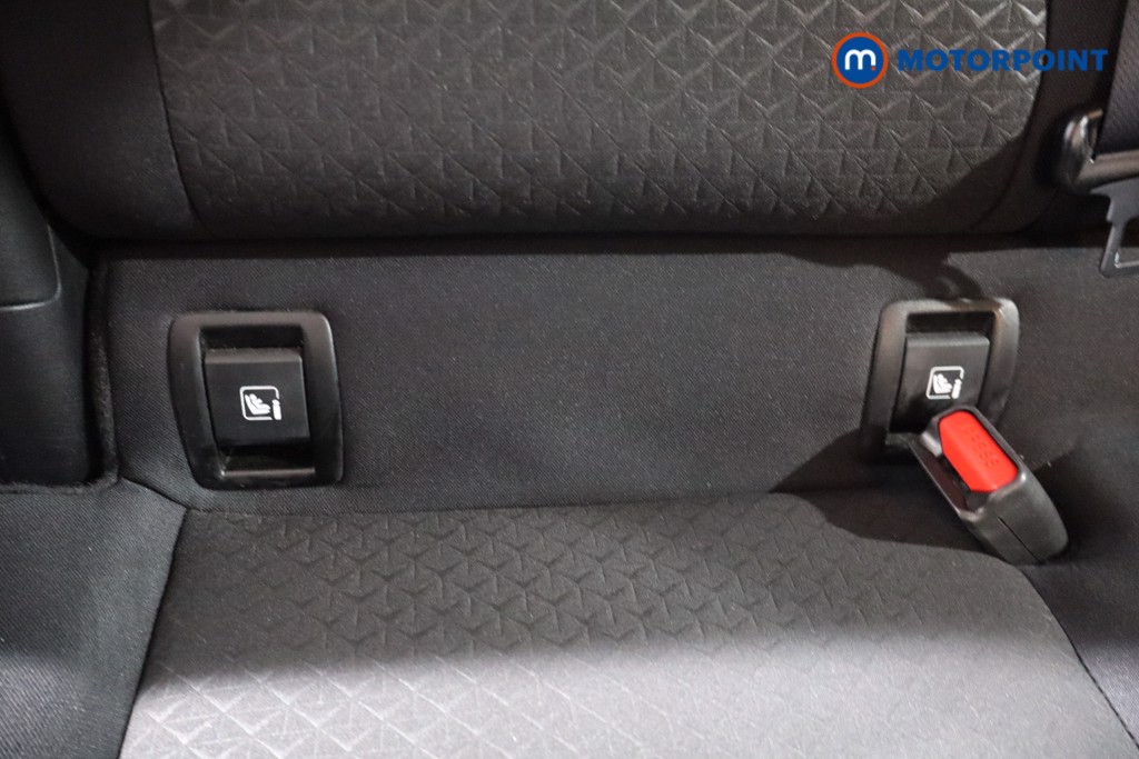 Nissan Juke N-Connecta Manual Petrol SUV - Stock Number (1566539) - 23rd supplementary image