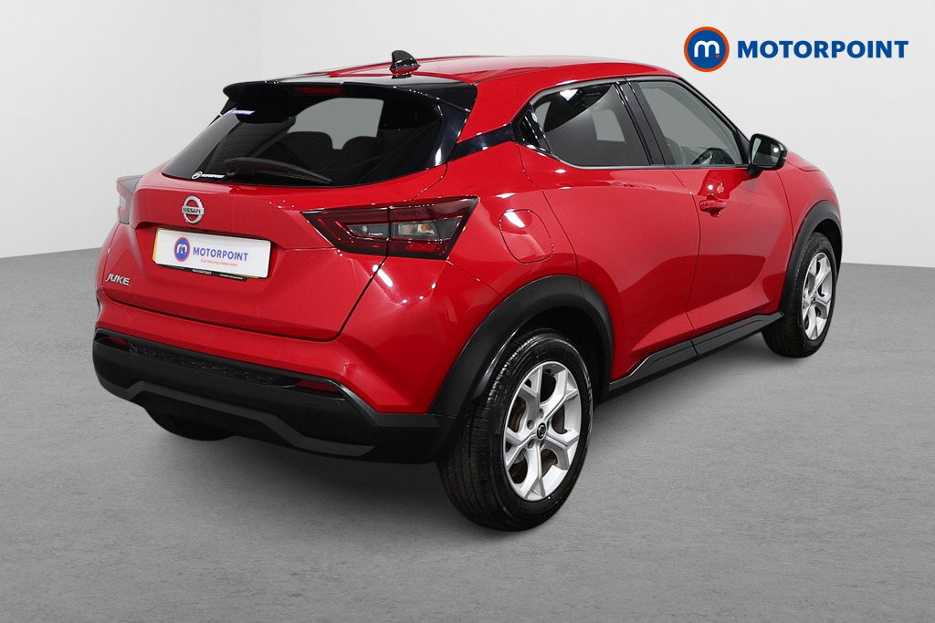 Nissan Juke N-Connecta Manual Petrol SUV - Stock Number (1566539) - Drivers side rear corner