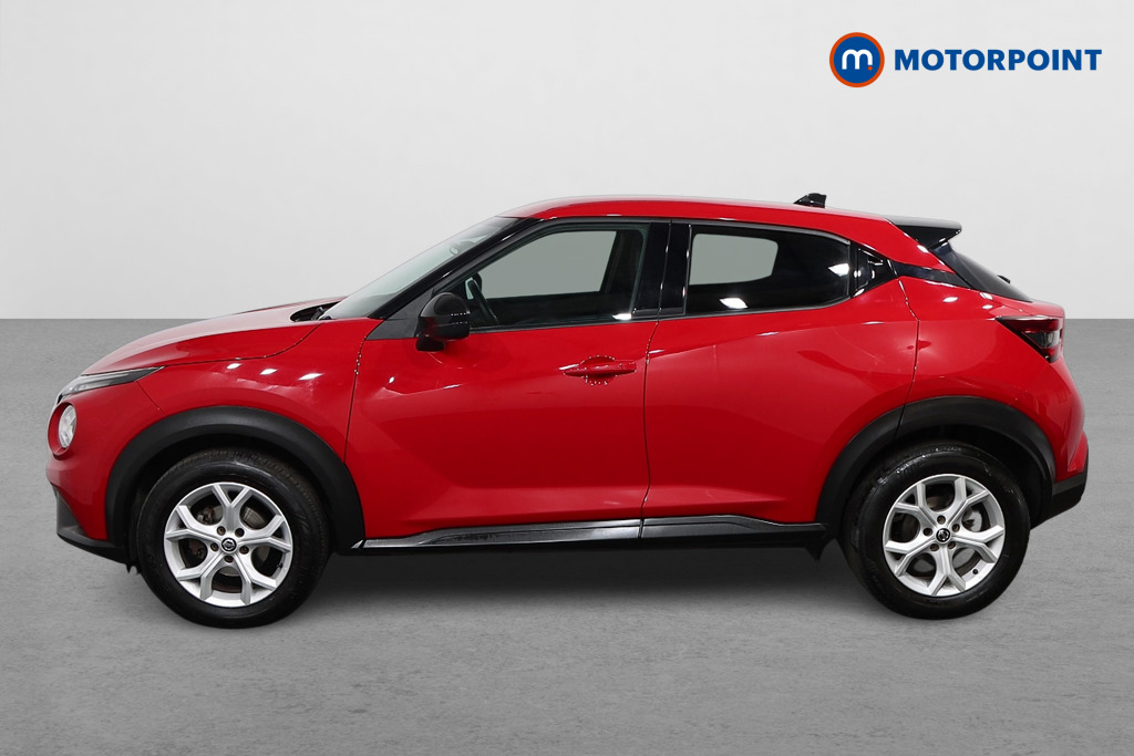 Nissan Juke N-Connecta Manual Petrol SUV - Stock Number (1566539) - Passenger side