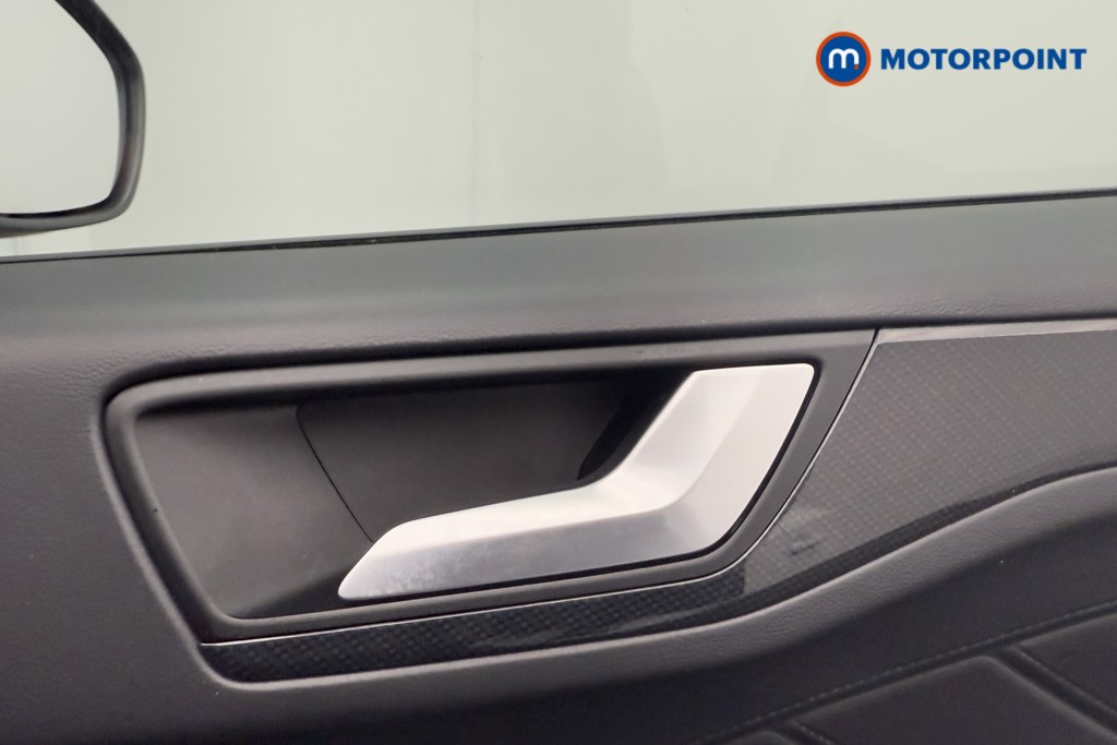 Ford Focus St-Line X Automatic Petrol-Electric Hybrid Hatchback - Stock Number (1567234) - 17th supplementary image