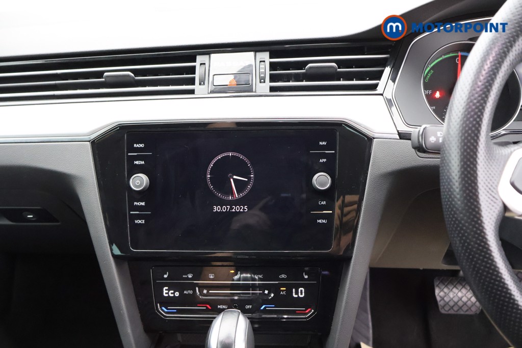 Volkswagen Passat GTE Automatic Petrol Plug-In Hybrid Estate - Stock Number (1567386) - 5th supplementary image