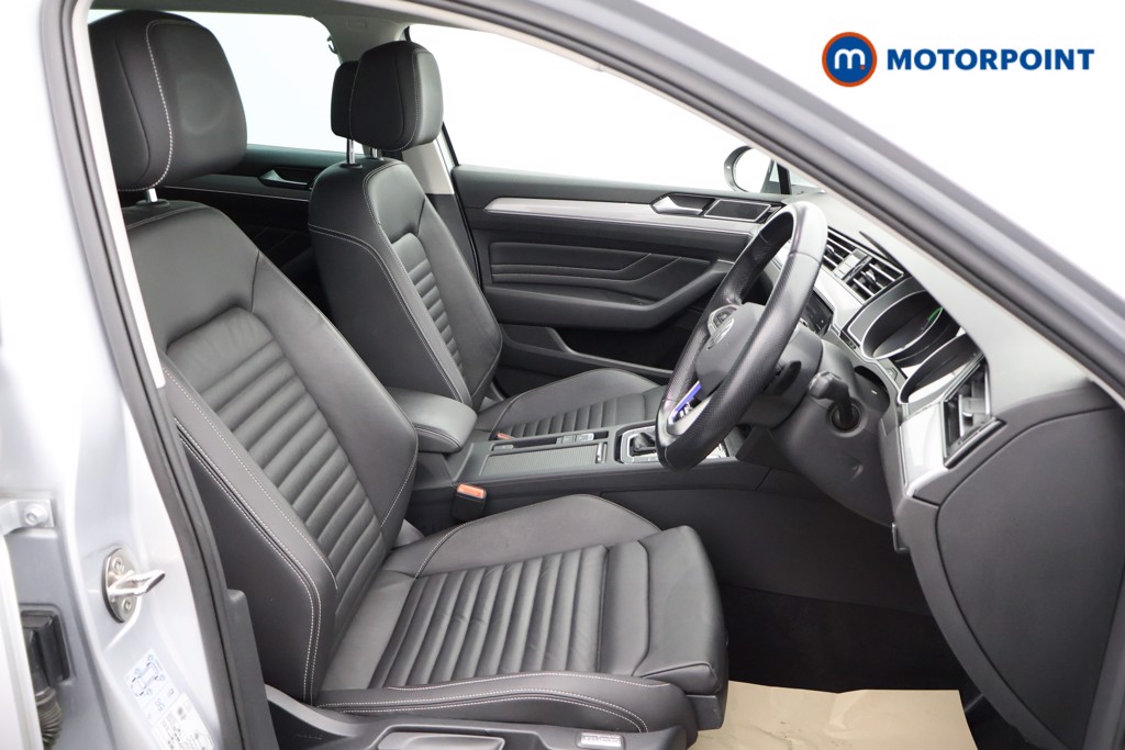 Volkswagen Passat GTE Automatic Petrol Plug-In Hybrid Estate - Stock Number (1567386) - 11th supplementary image