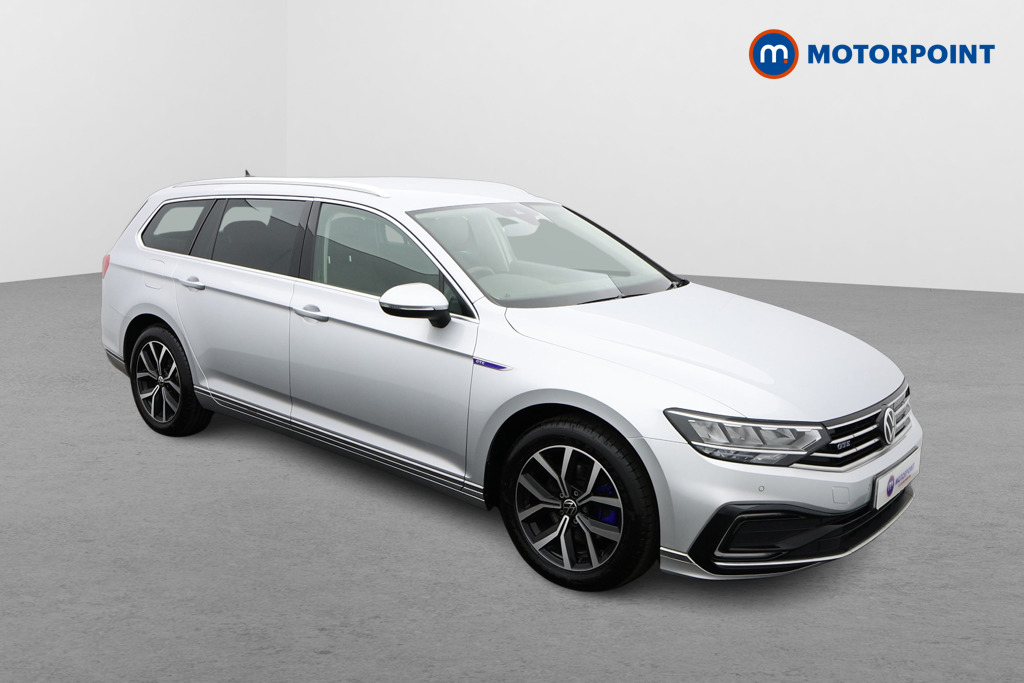 Volkswagen Passat GTE Automatic Petrol Plug-In Hybrid Estate - Stock Number (1567386) - Drivers side front corner