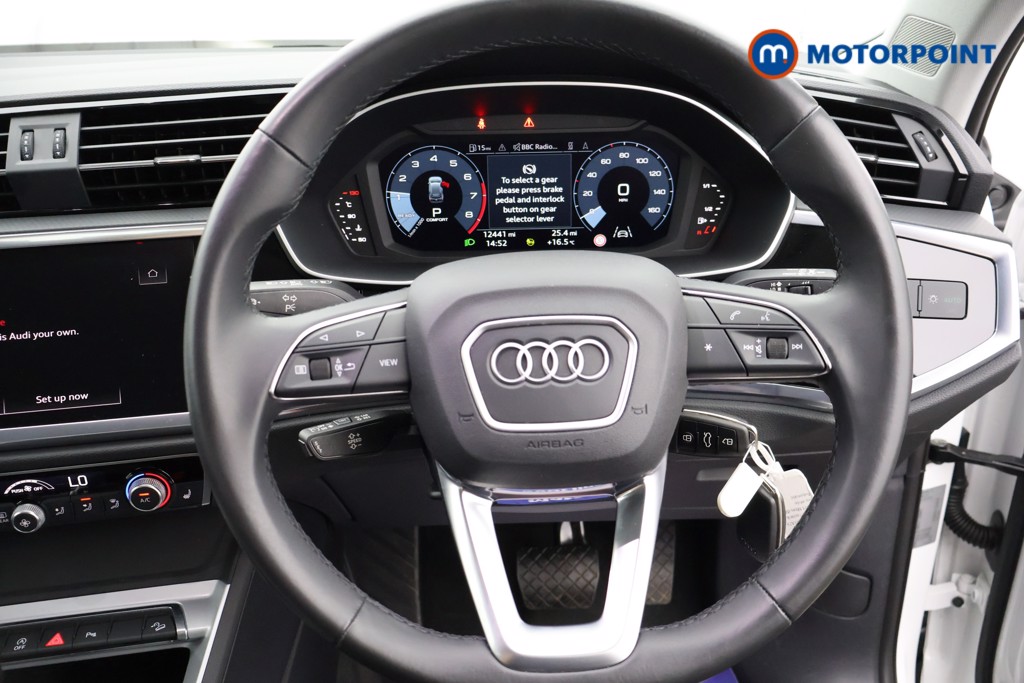 Audi Q3 Technik Automatic Petrol SUV - Stock Number (1567387) - 1st supplementary image