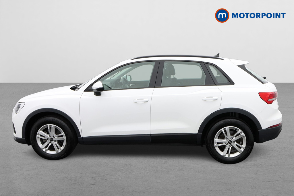 Audi Q3 Technik Automatic Petrol SUV - Stock Number (1567387) - Passenger side
