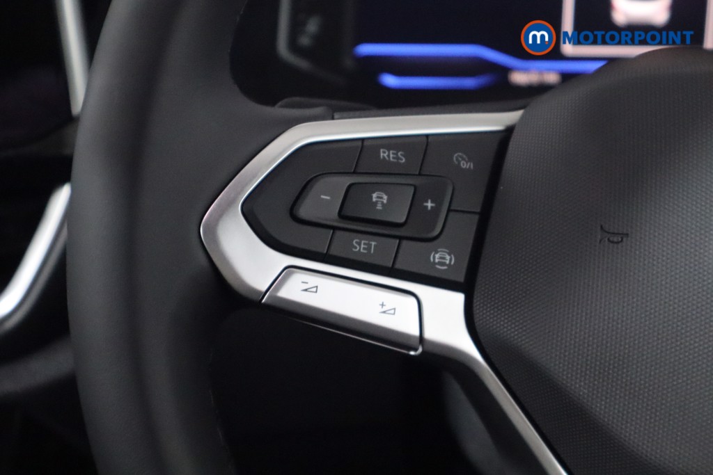 Volkswagen T-Roc R-Line Automatic Petrol SUV - Stock Number (1567544) - 7th supplementary image