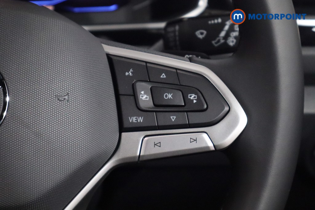 Volkswagen T-Roc R-Line Automatic Petrol SUV - Stock Number (1567544) - 8th supplementary image