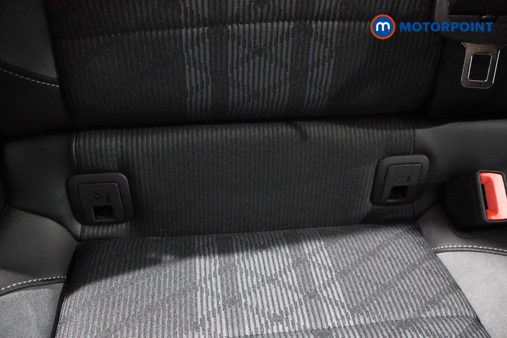 Volkswagen T-Roc R-Line Automatic Petrol SUV - Stock Number (1567544) - 26th supplementary image