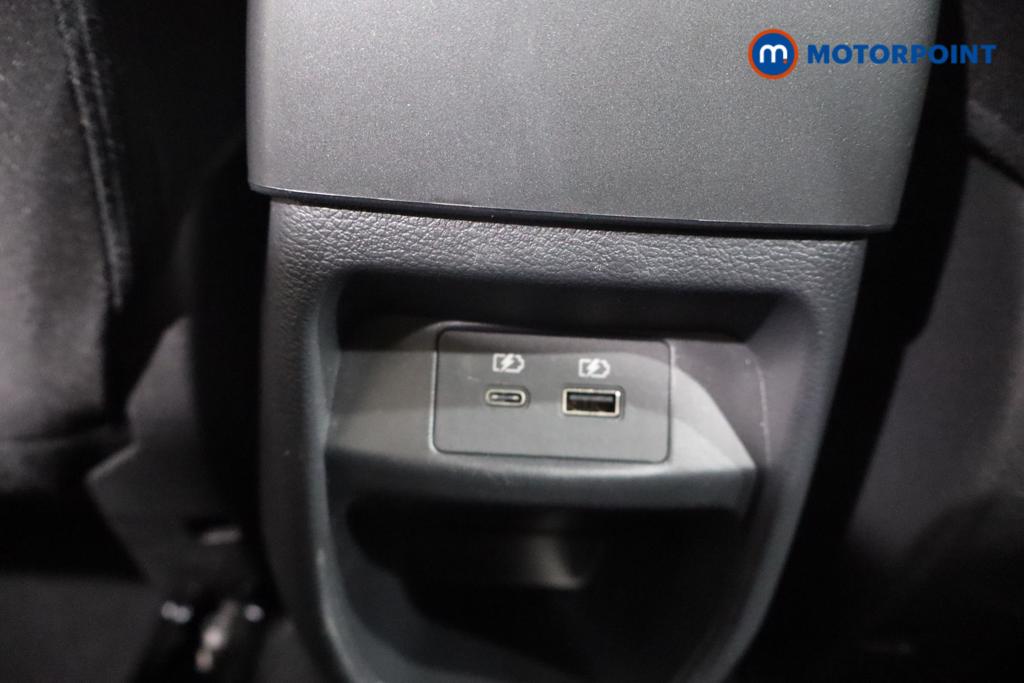 Nissan Juke Acenta Premium Automatic Petrol SUV - Stock Number (1546617) - 17th supplementary image