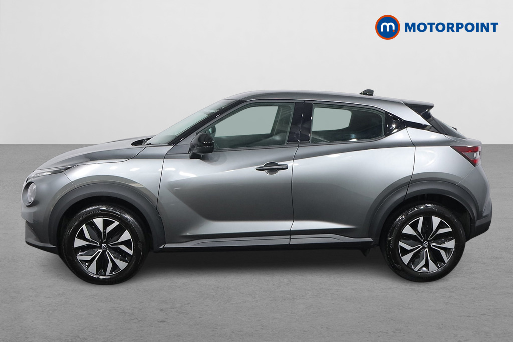 Nissan Juke Acenta Premium Automatic Petrol SUV - Stock Number (1546617) - Passenger side
