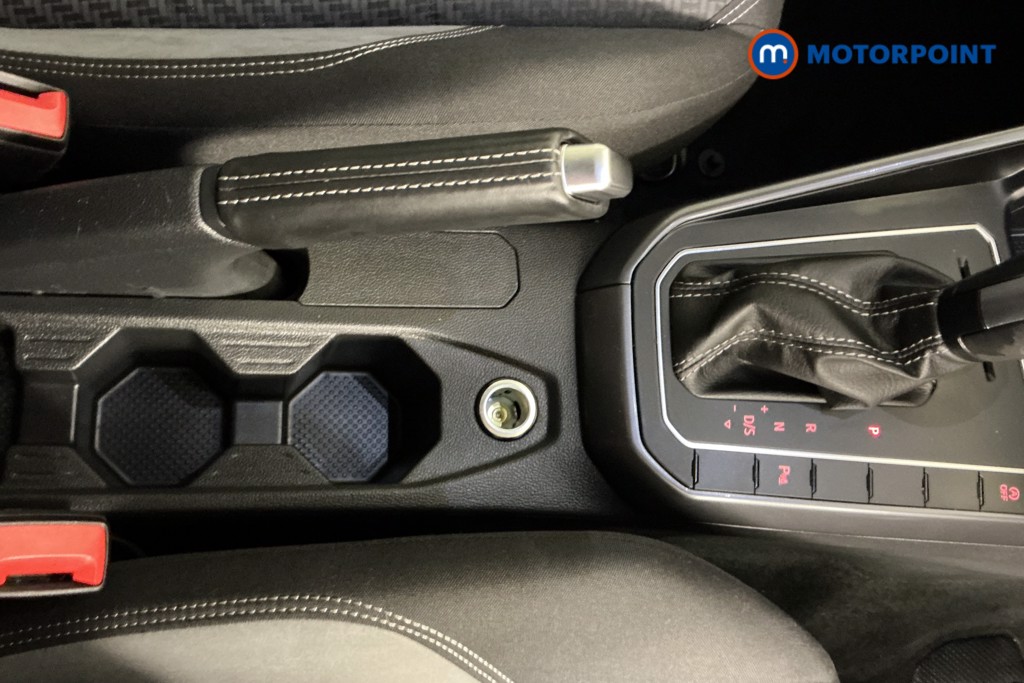 Volkswagen Polo R-Line Automatic Petrol Hatchback - Stock Number (1547237) - 14th supplementary image