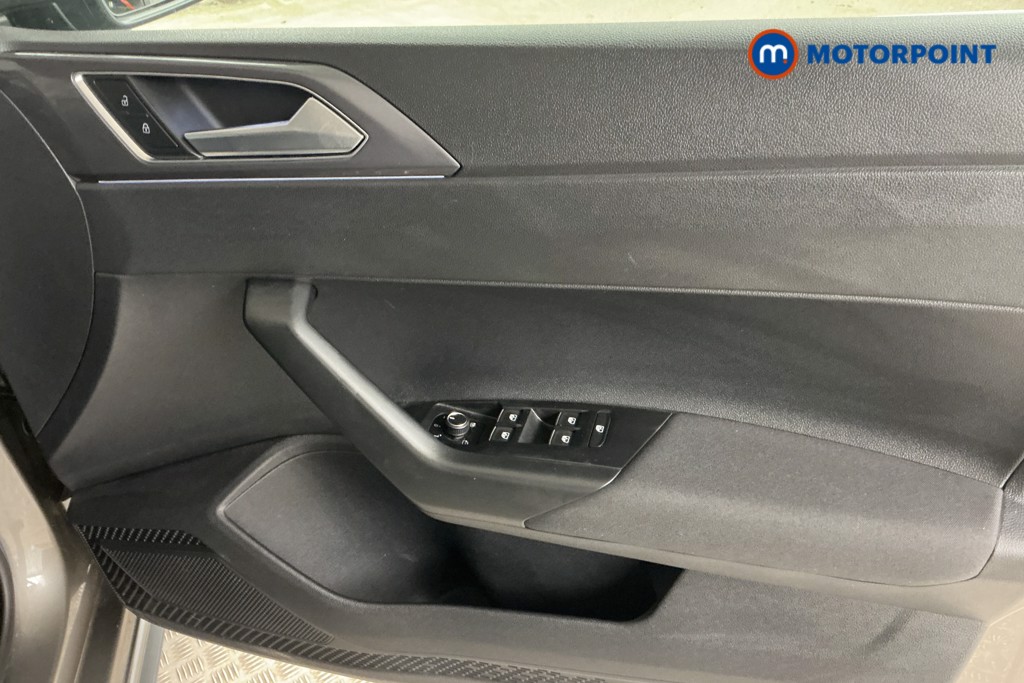 Volkswagen Polo R-Line Automatic Petrol Hatchback - Stock Number (1547237) - 22nd supplementary image