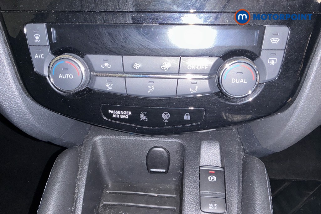 Nissan Qashqai Tekna Manual Petrol SUV - Stock Number (1555351) - 15th supplementary image