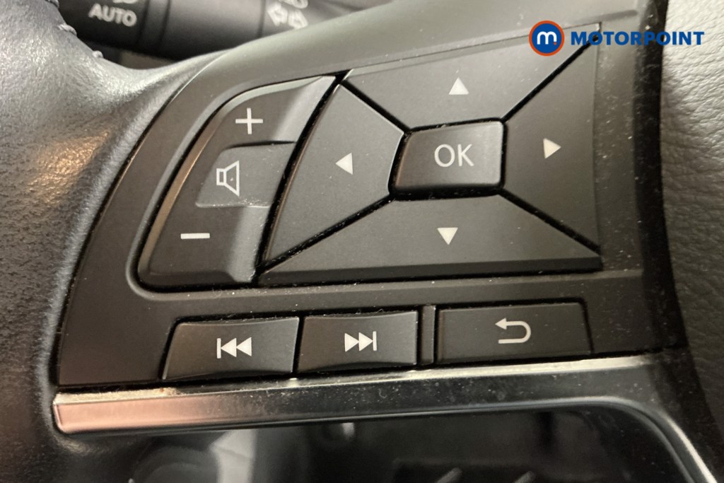 Nissan Qashqai Tekna Manual Petrol SUV - Stock Number (1555351) - 17th supplementary image