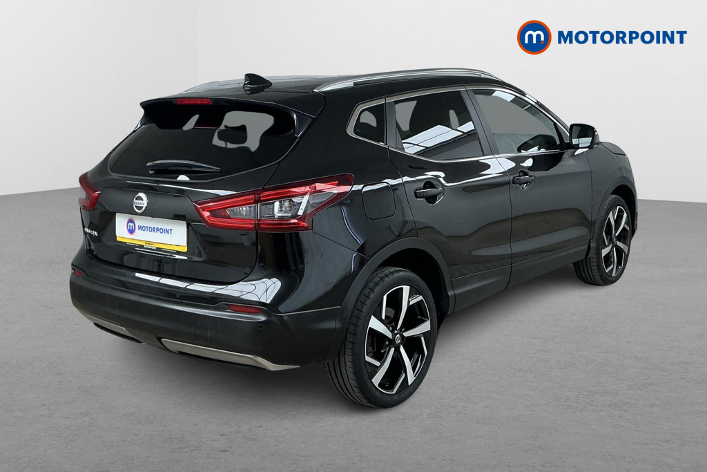 Nissan Qashqai Tekna Manual Petrol SUV - Stock Number (1555351) - Drivers side rear corner