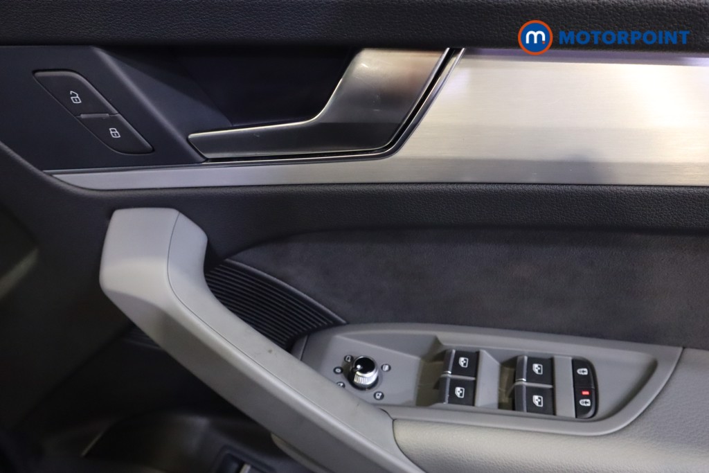 Audi Q5 S Line Automatic Petrol SUV - Stock Number (1556401) - 8th supplementary image