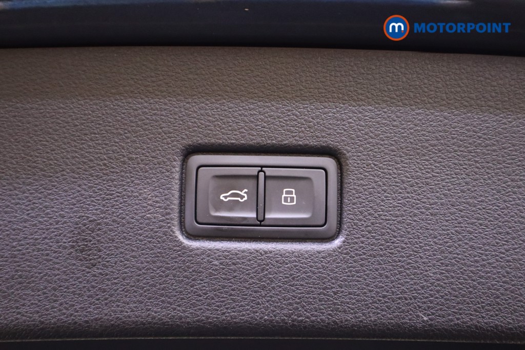 Audi Q5 S Line Automatic Petrol SUV - Stock Number (1556401) - 16th supplementary image