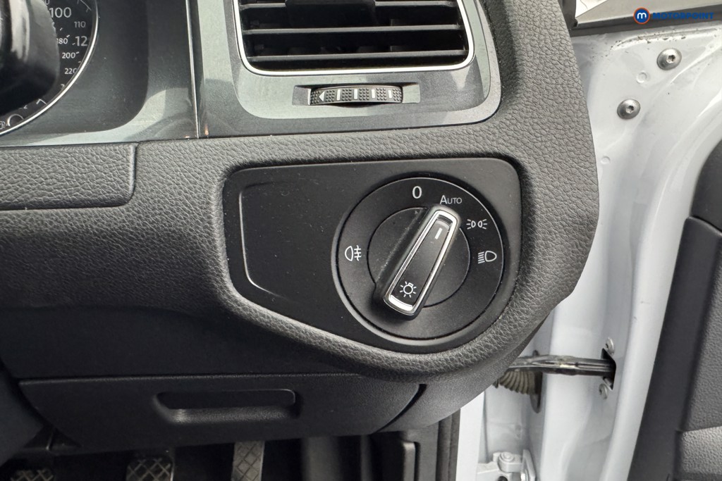 Volkswagen Golf SE Manual Diesel Hatchback - Stock Number (1556667) - 15th supplementary image