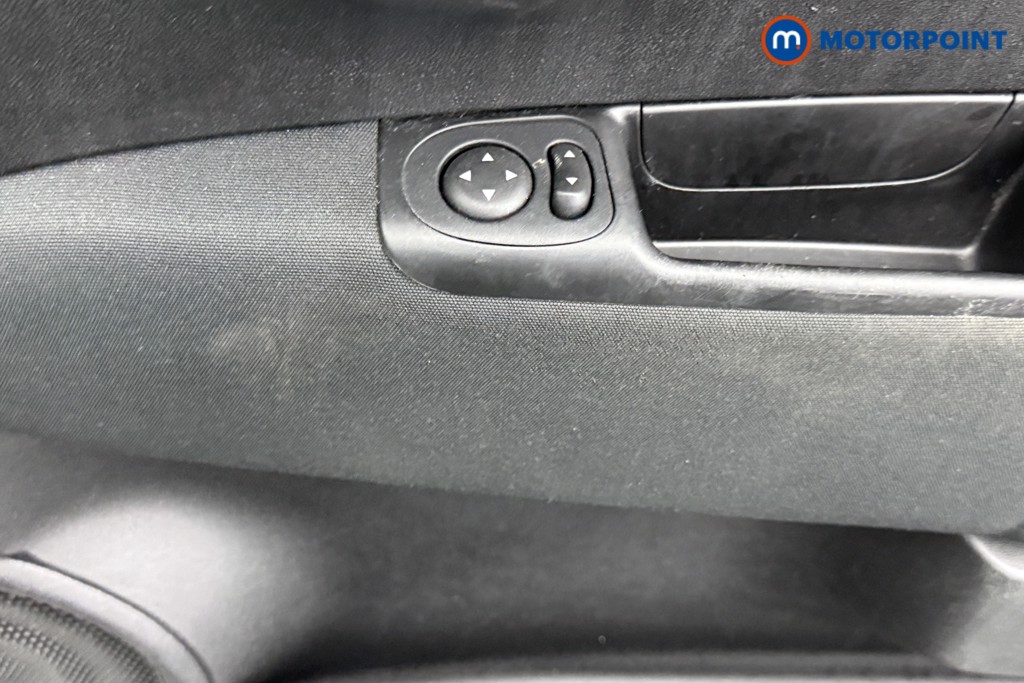 Fiat 500 1.0 Mild Hybrid 3Dr Manual Petrol-Electric Hybrid Hatchback - Stock Number (1557952) - 13th supplementary image