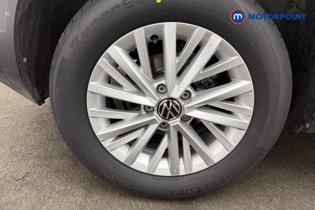 Volkswagen T-Roc Life Manual Petrol SUV - Stock Number (1558621) - 19th supplementary image