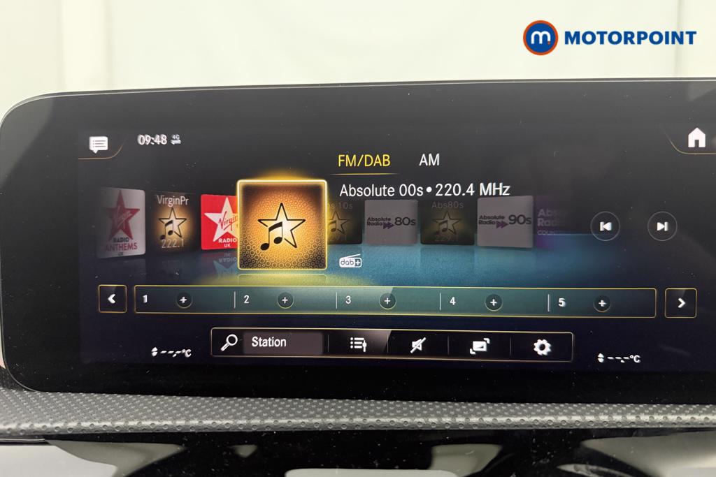 Mercedes-Benz CLA Amg Line Automatic Petrol Estate - Stock Number (1558649) - 4th supplementary image